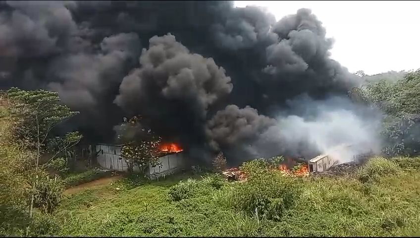 Sebuah pabrik helm di Rumpin, Kabupaten Bogor mengalami kebakaran, Kamis 5 Oktober 2023
