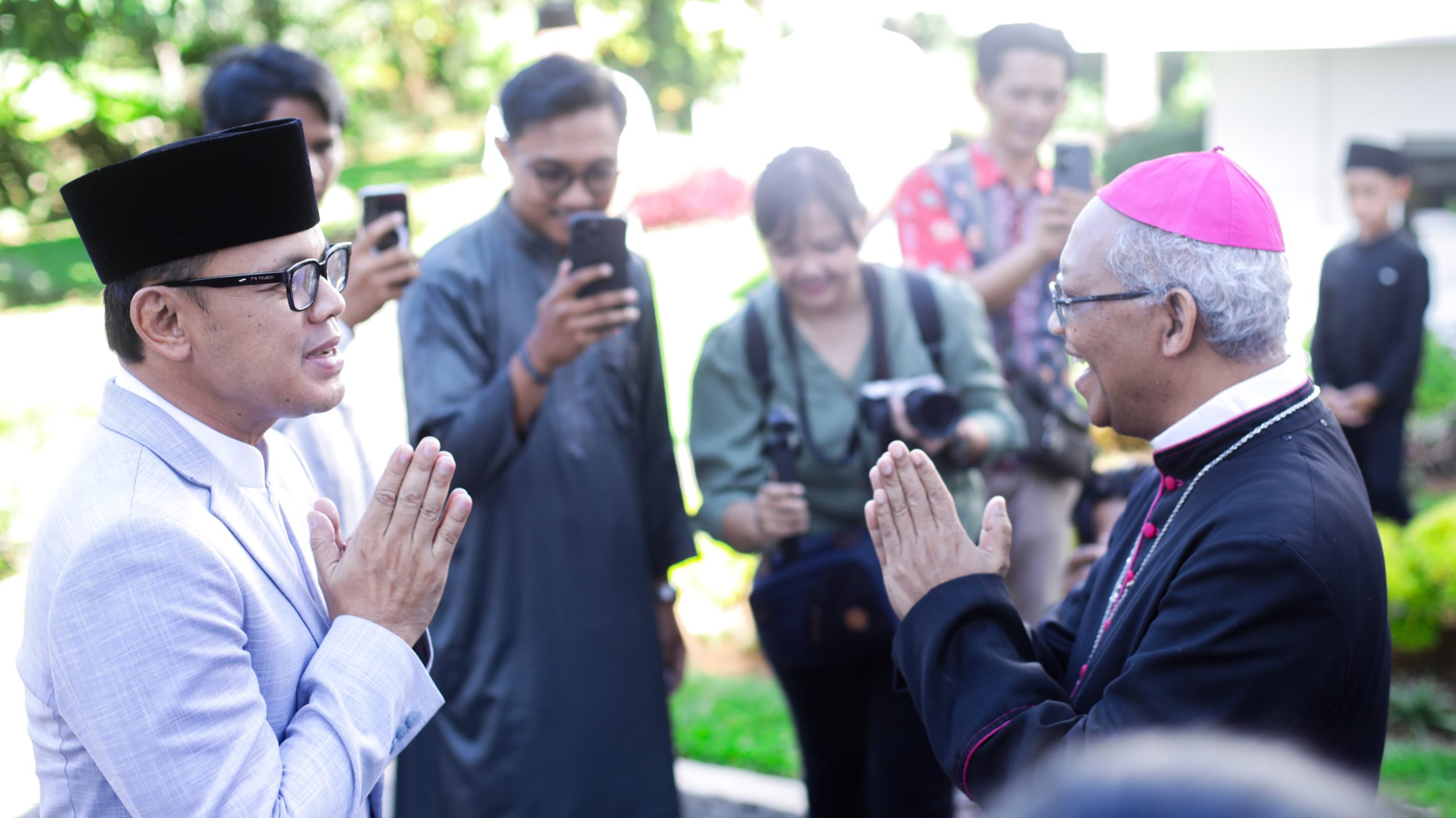 Wali Kota Bogor, Bima Arya menggelar Open House Lebaran dikediamannya, Rabu (10/4/2024)